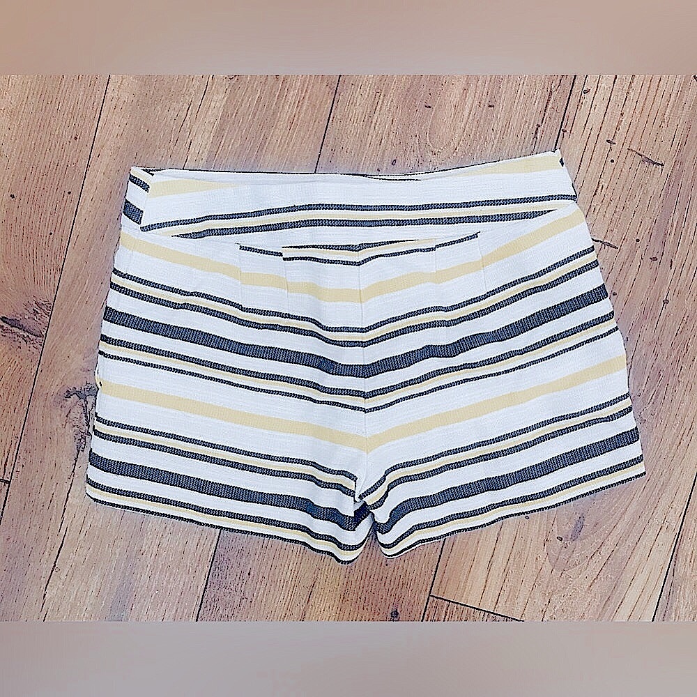 NWOT Loft Riviera Short Size 0P